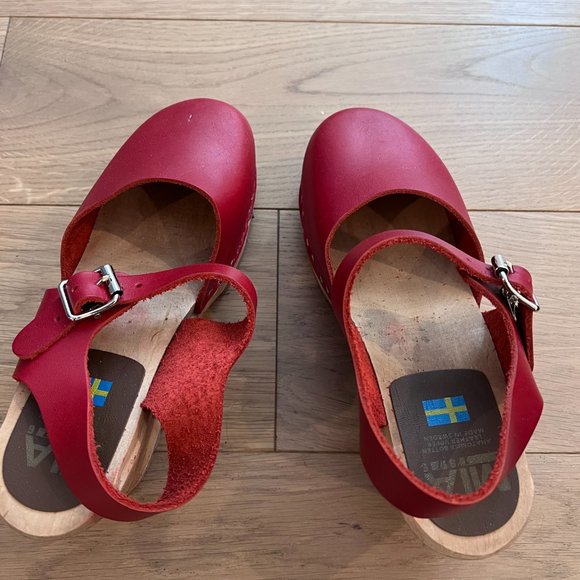 Red Leather Mia "Abba" Heeled Clogs - Picture 4 of 5
